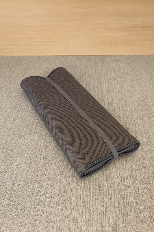 Tapis de séchage en microfibre avec égouttoir intégré
