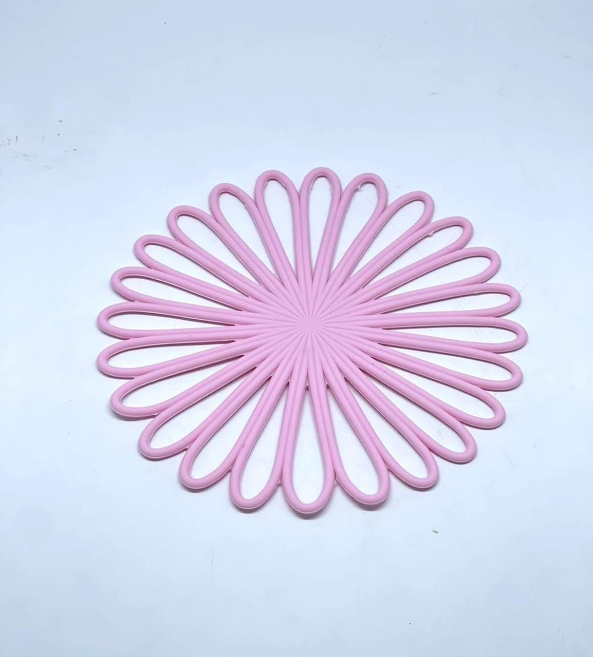 ✨ Dessous de plat en silicone en forme de fleur