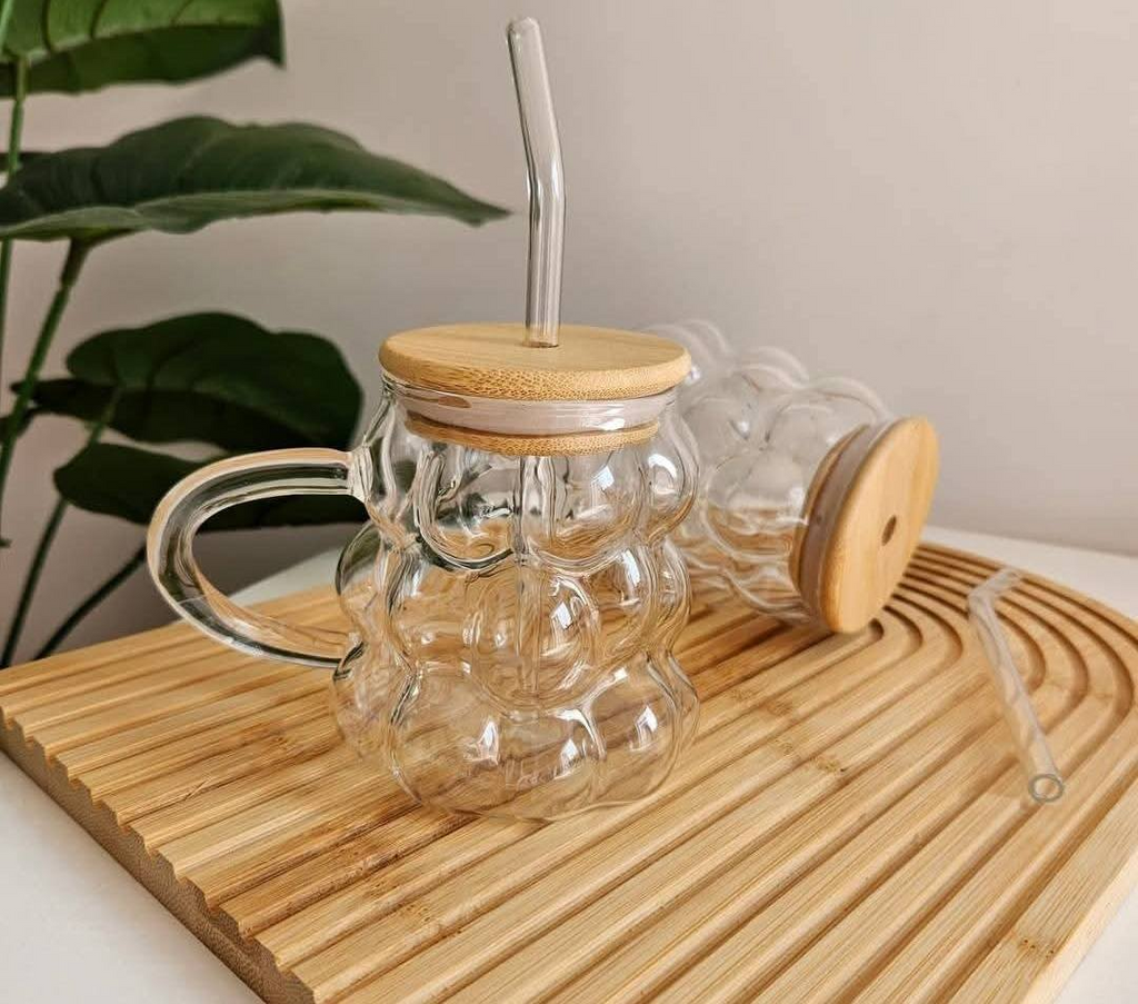 Tasse bubble avec couvercle et paille en verre