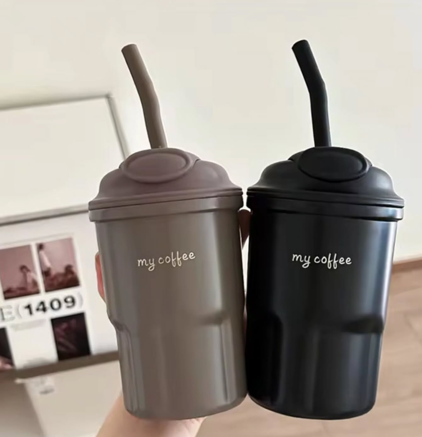 🌸 Thermos coréen mignon avec paille – 450 ml 🌸