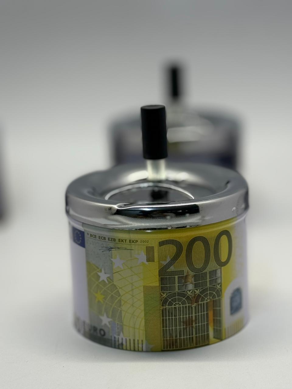 🔹 Cendriers design en métal avec motifs billets € et monuments iconiques 🌍