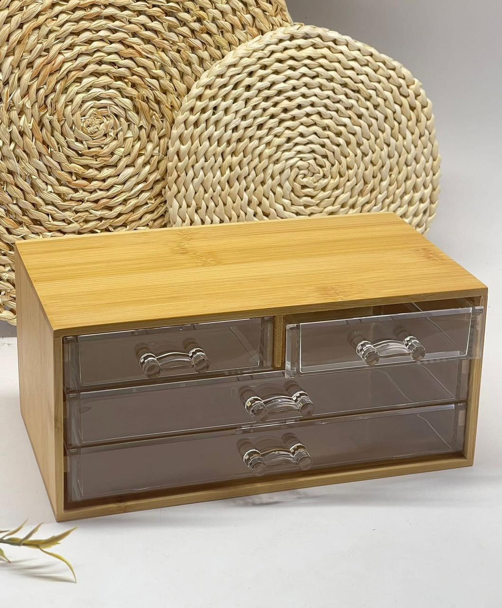 Boite de rangement en plexi et bambou