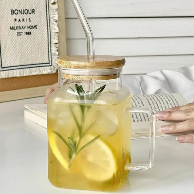 Tasse carrée avec couvercle en bambou et paille