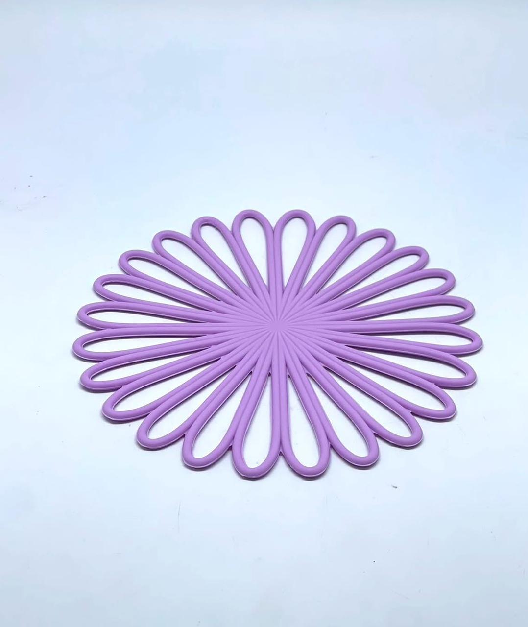✨ Dessous de plat en silicone en forme de fleur