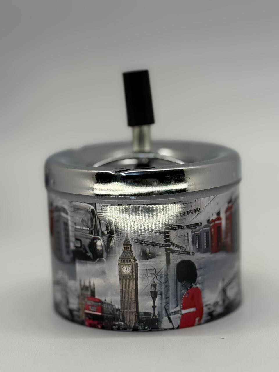 🔹 Cendriers design en métal avec motifs billets € et monuments iconiques 🌍